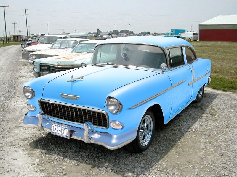 Old_car_-_Chevy_ReconstructionFelger.jpg
