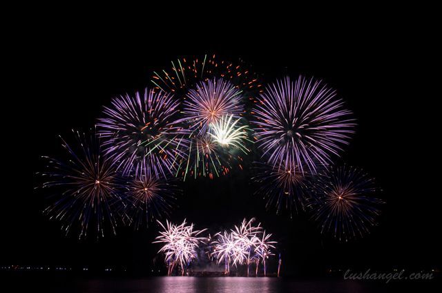 sm-mall-of-asia-fireworks-australia