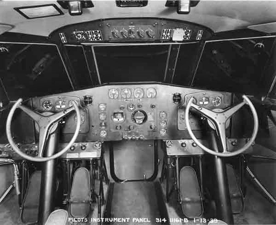 B314COCKPIT1.jpg