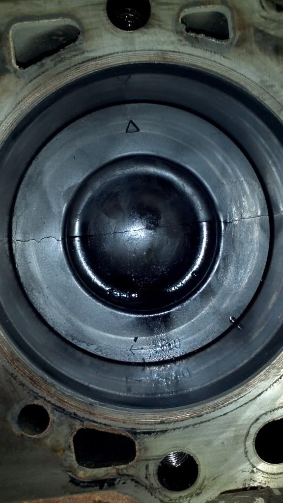 Chevy and GMC Duramax Diesel Forum Cracked Piston Sticky Injector?