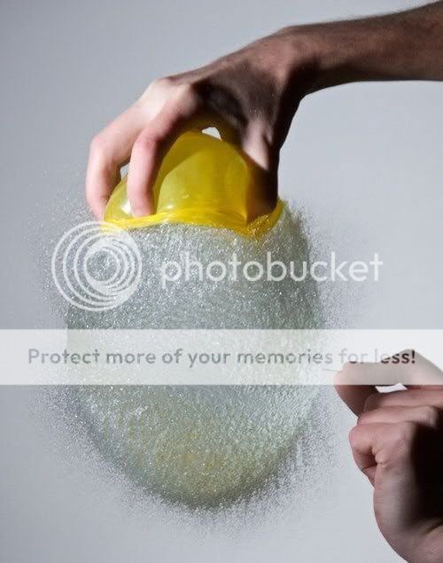 Photos-bursting-water-balls-010.jpg